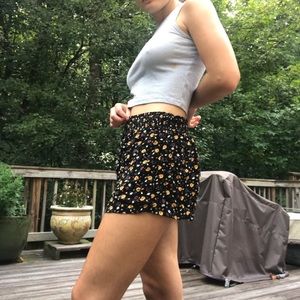 urban outfitters floral shorts